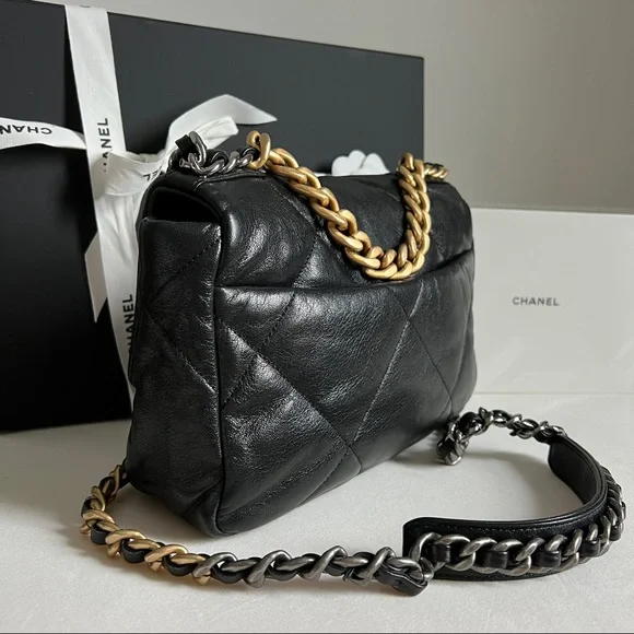 🖤 SOLD🖤 Chanel 19 small bag - Picture 7 of 13